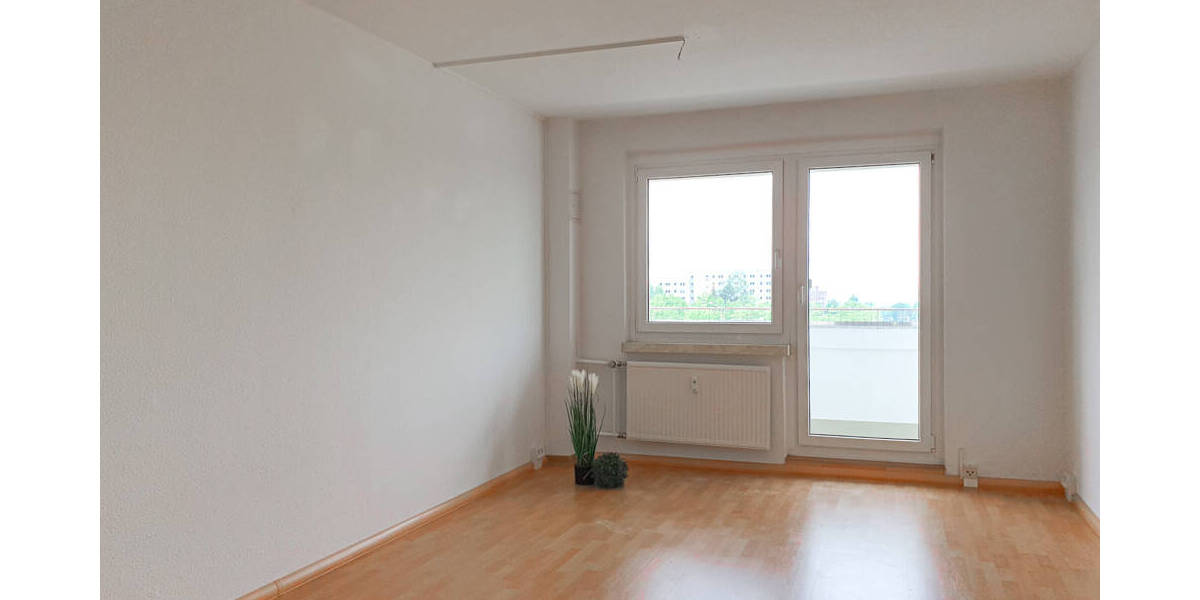 Etagenwohnung Zwickau Eckersbach - 3 Zimmer, 71 m&sup2;, 426&euro; | Angebot:25728258