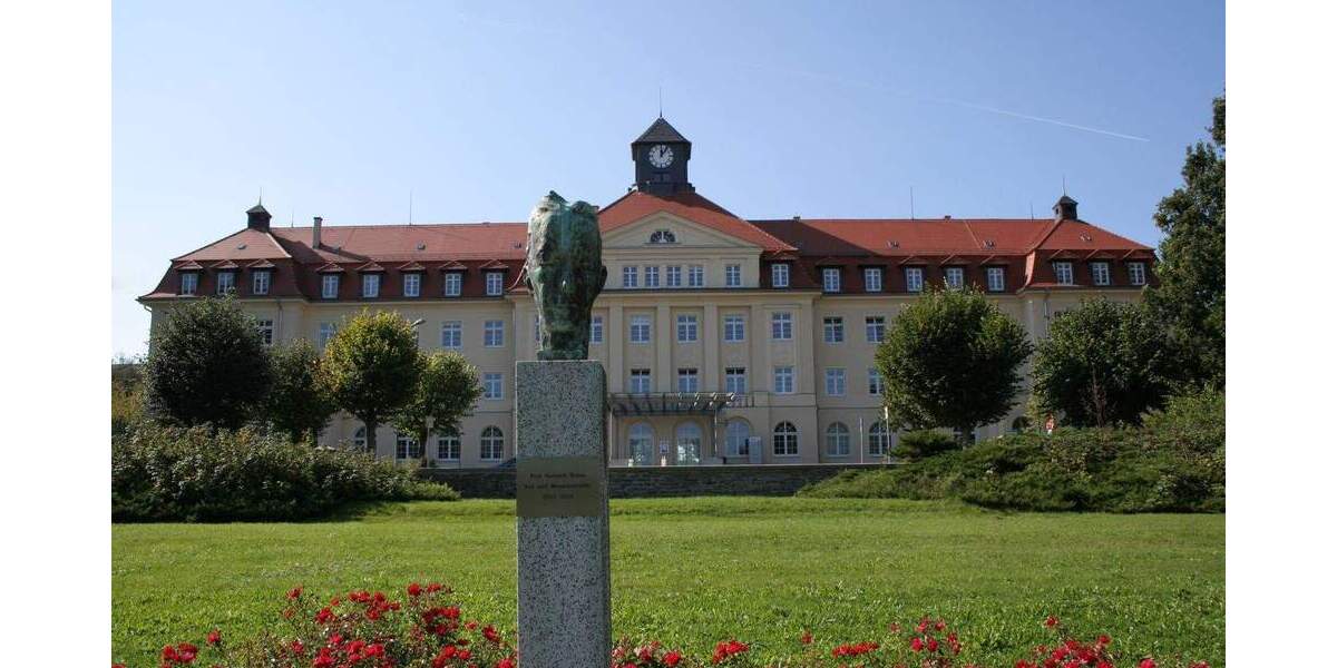 Etagenwohnung Zwickau-Marienthal Marienthal - 2 Zimmer, 66 m&sup2;, 79.000&euro; | Angebot:25747130