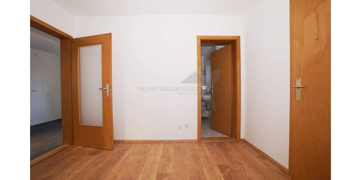 Etagenwohnung Zwickau / Marienthal Marienthal - 2 Zimmer, 61 m&sup2;, 340&euro; | Angebot:25878697