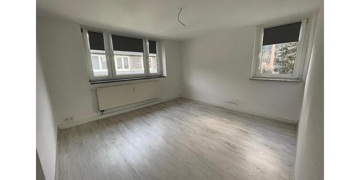 Etagenwohnung Elsterberg - 3 Zimmer, 79 m&sup2;, 375&euro; | Angebot:21227986