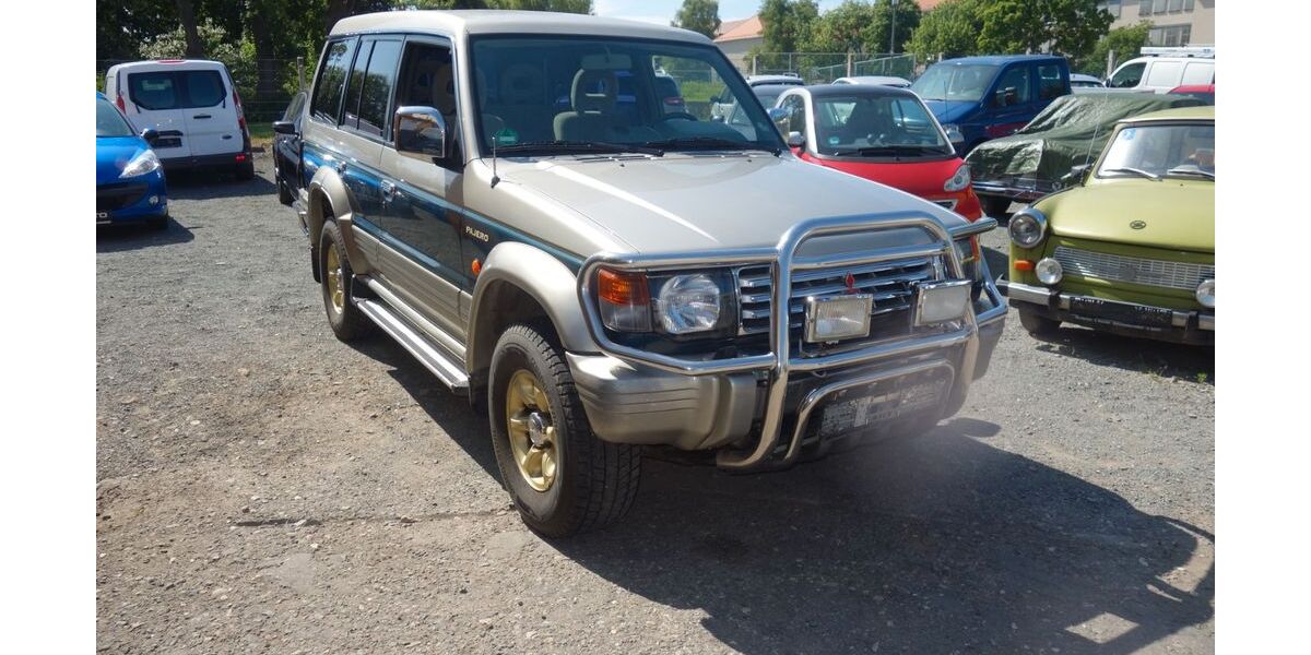 Mitsubishi Pajero 186.000 km 5.699 &euro; Ronneburg 07580