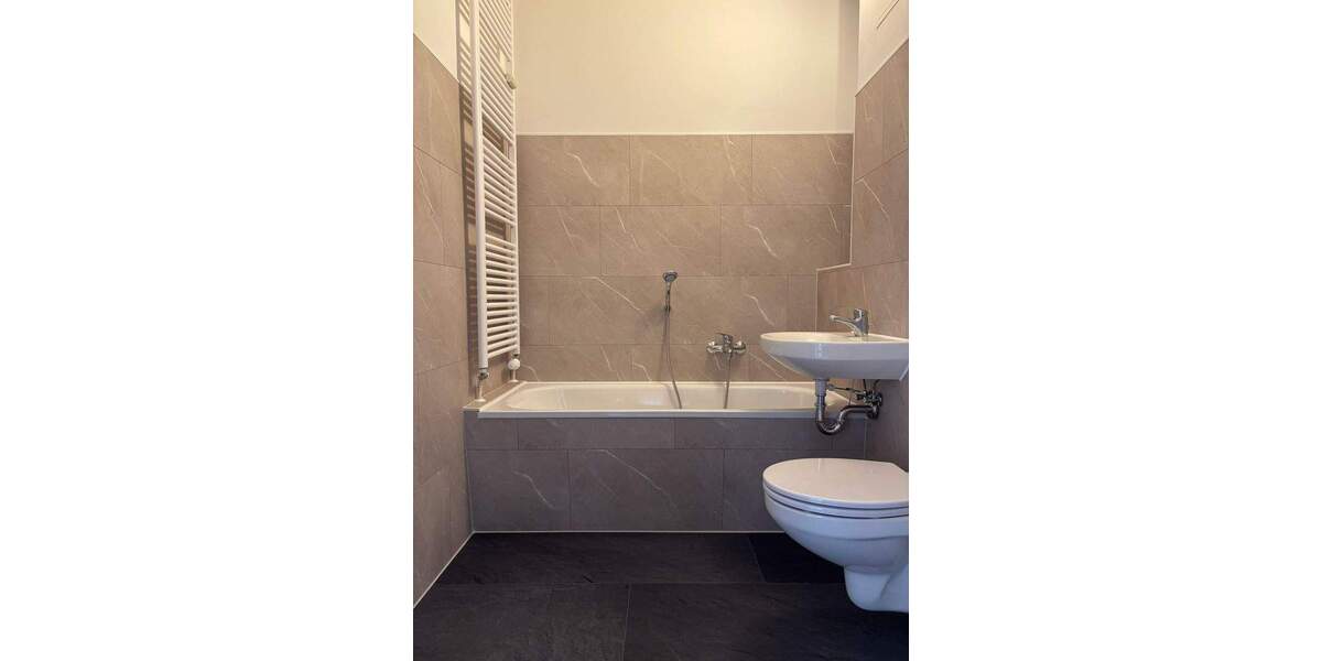 Etagenwohnung Aue Neudörfel - 3 Zimmer, 57 m&sup2;, 317&euro; | Angebot:25728461