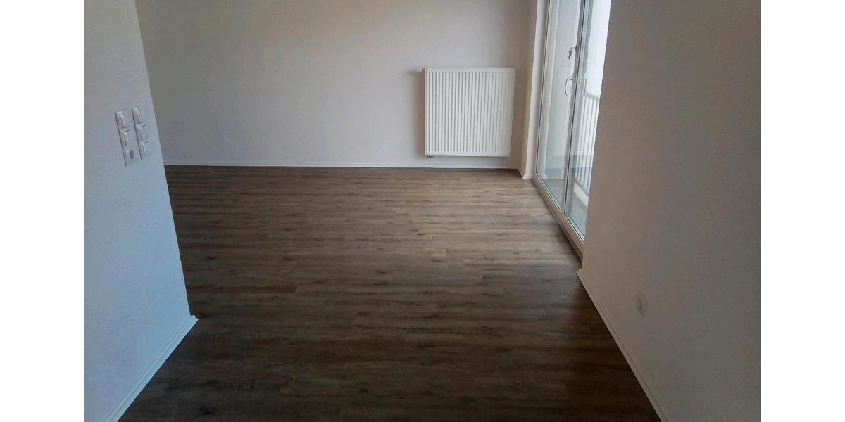 Etagenwohnung Ronneburg - 4 Zimmer, 105 m&sup2;, 1.380&euro; | Angebot:25417077