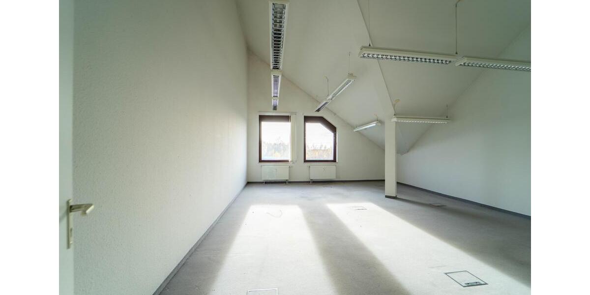 Gewerbeobjekt Hartmannsdorf - 270&euro; | Angebot:24816858