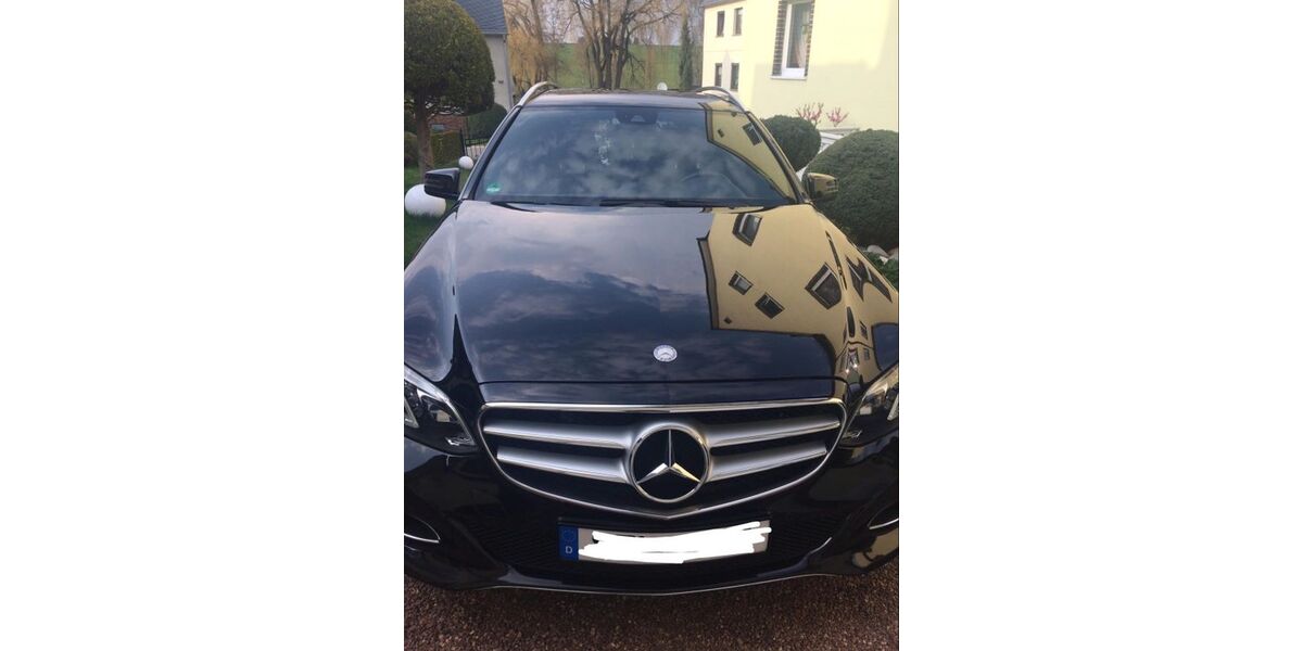 Mercedes-Benz E 350 130.911 km 23.800 &euro; Neukirchen 09221