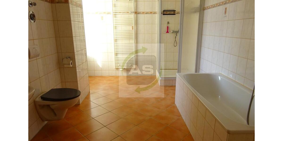 Etagenwohnung Zwickau Cainsdorf - 2 Zimmer, 88 m&sup2;, 399&euro; | Angebot:25976336