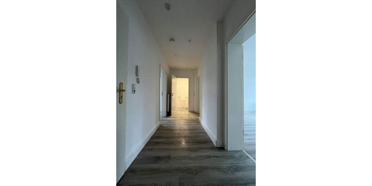 Etagenwohnung Zwickau Pölbitz - 3 Zimmer, 78 m&sup2;, 500&euro; | Angebot:25659184