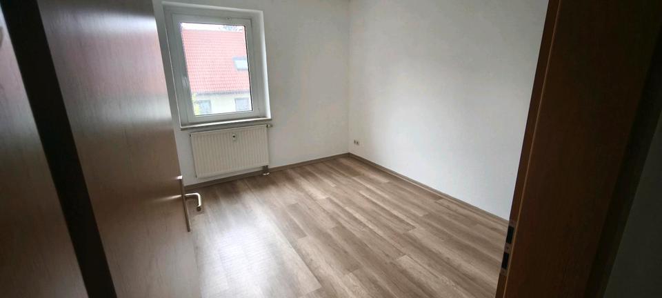 Etagenwohnung Zwickau Cainsdorf - 2 Zimmer, 51 m&sup2;, 45.000&euro; | Angebot:26929557