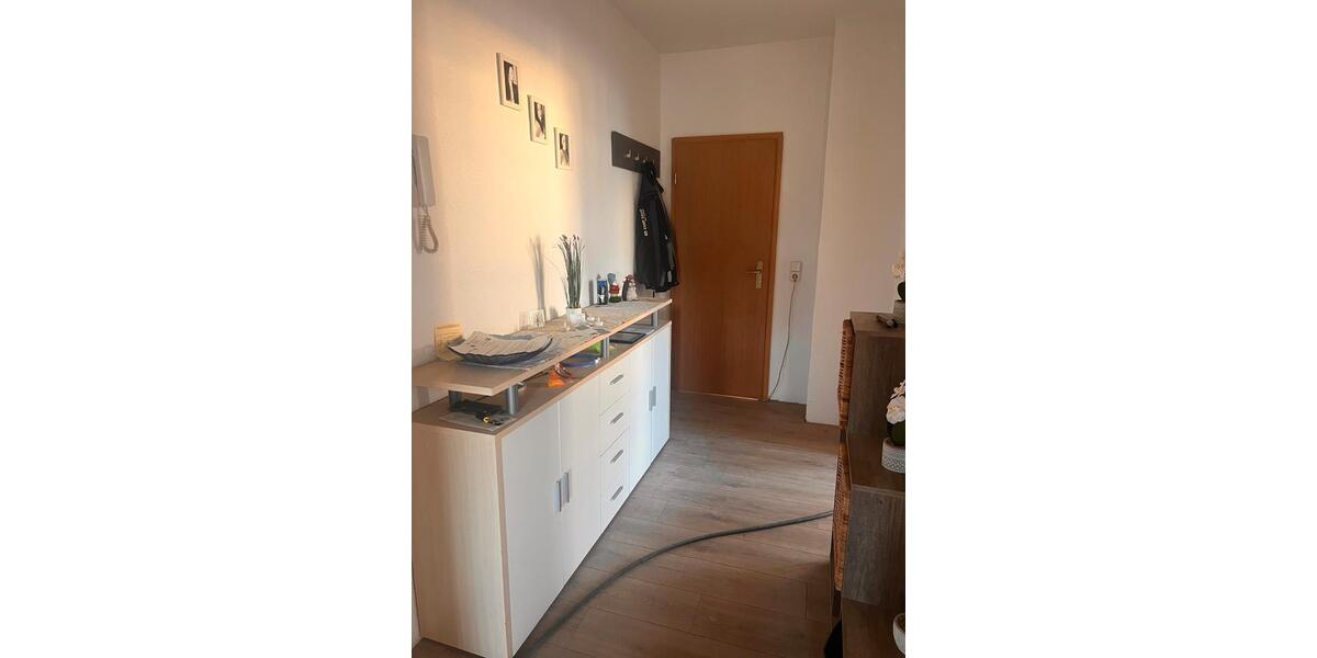 Etagenwohnung Greiz - 4 Zimmer, 105 m&sup2;, 600&euro; | Angebot:24757298