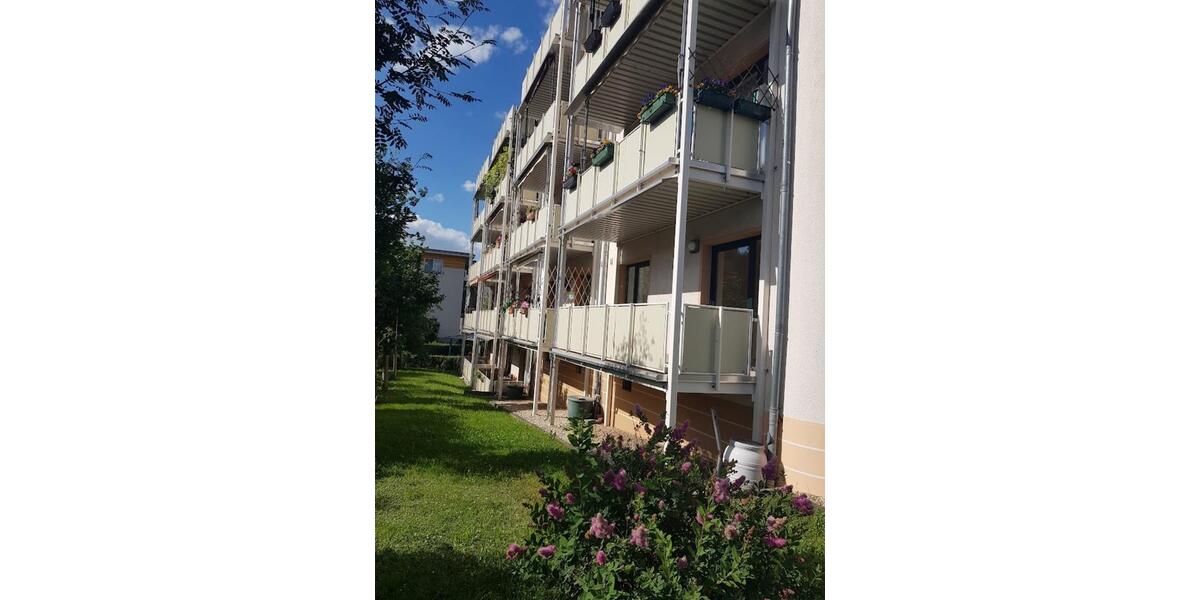 Etagenwohnung Zwickau Zwickau-Nord - 2 Zimmer, 59 m&sup2;, 379&euro; | Angebot:25144979