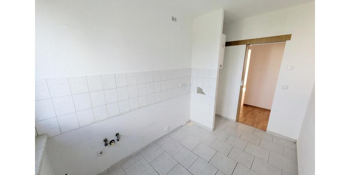 Etagenwohnung Limbach-Oberfrohna Oberfrohna - 3 Zimmer, 58 m&sup2;, 377&euro; | Angebot:25945631