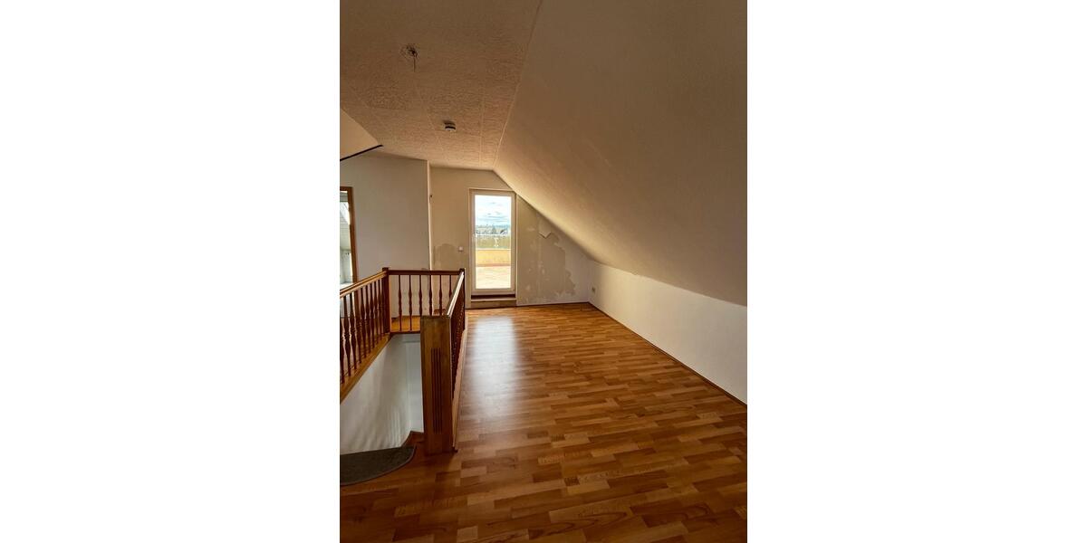 Maisonettenwohnung Greiz - 2 Zimmer, 103 m&sup2;, 500&euro; | Angebot:24764868