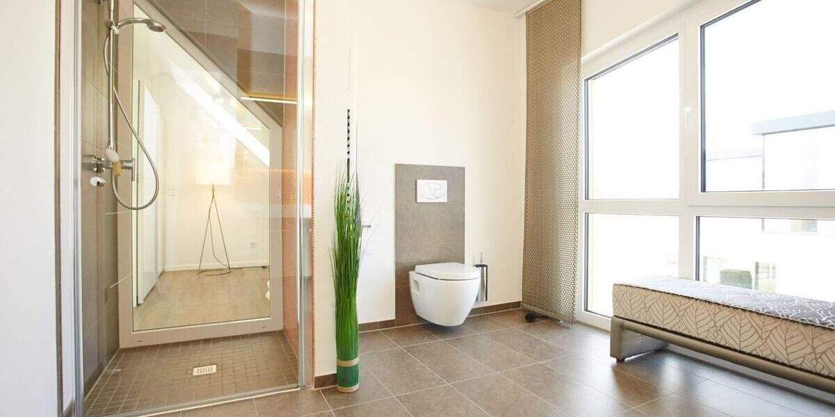 Einfamilienhaus Glauchau - 5 Zimmer, 172 m&sup2;, 265.469&euro; | Angebot:25710312