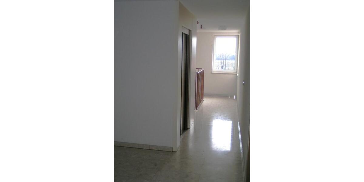 Etagenwohnung Werdau - 1 Zimmer, 39 m&sup2;, 235&euro; | Angebot:25220590