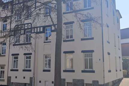 Haus Zwickau Neuplanitz - 21 Zimmer, 383 m&sup2;, 239.000&euro; | Angebot:26754947