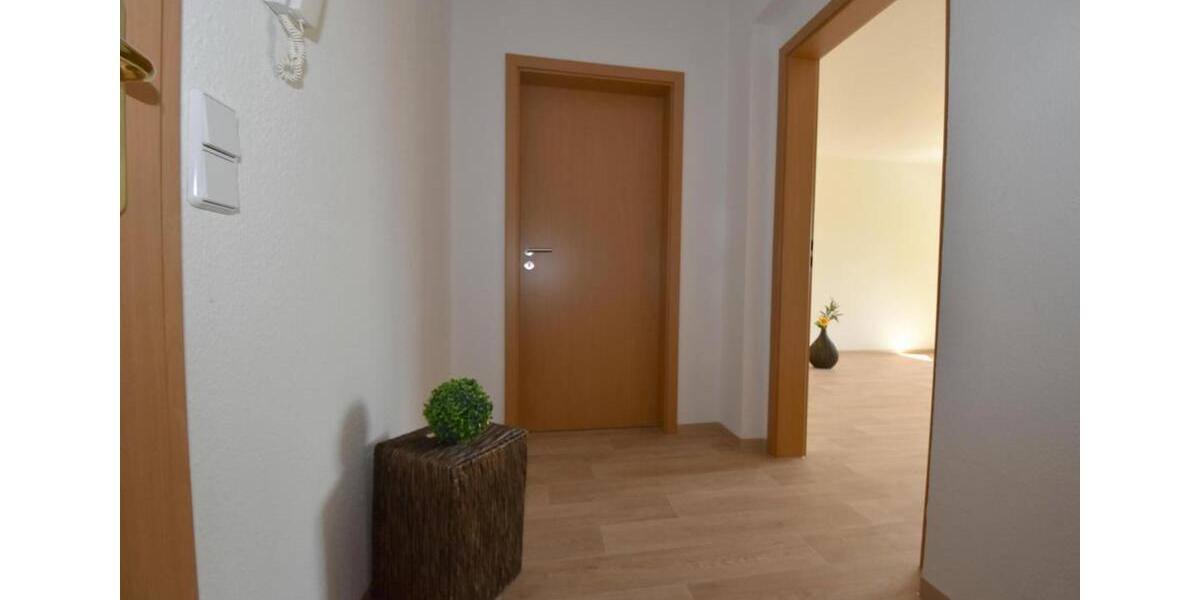 Etagenwohnung Hohenstein-Ernstthal Ernstthal - 2 Zimmer, 55 m&sup2;, 331&euro; | Angebot:25871113