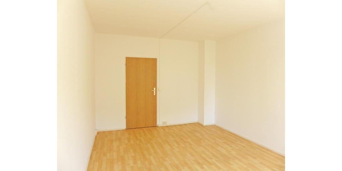Etagenwohnung Limbach-Oberfrohna Oberfrohna - 1 Zimmer, 35 m&sup2;, 235&euro; | Angebot:24506528