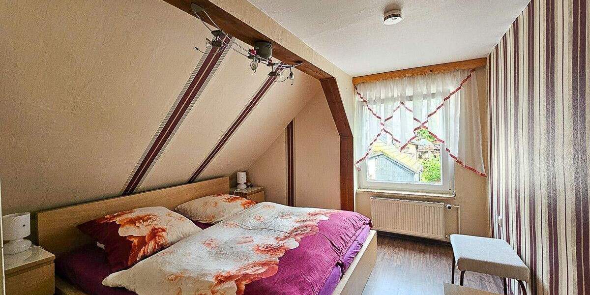 Einfamilienhaus Grünhain-Beierfeld Beierfeld - 7 Zimmer, 117 m&sup2;, 230.000&euro; | Angebot:25688242