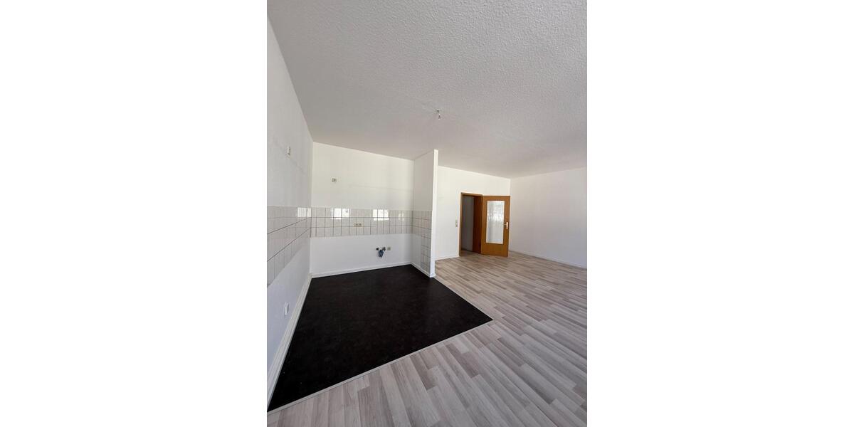 Etagenwohnung Hartenstein - 4 Zimmer, 101 m&sup2;, 553&euro; | Angebot:20618670