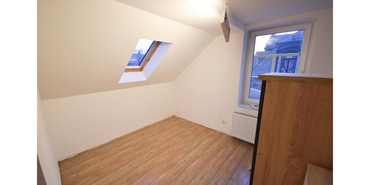Dachgeschoßwohnung Reinsdorf - 2 Zimmer, 48 m&sup2;, 310&euro; | Angebot:25152645