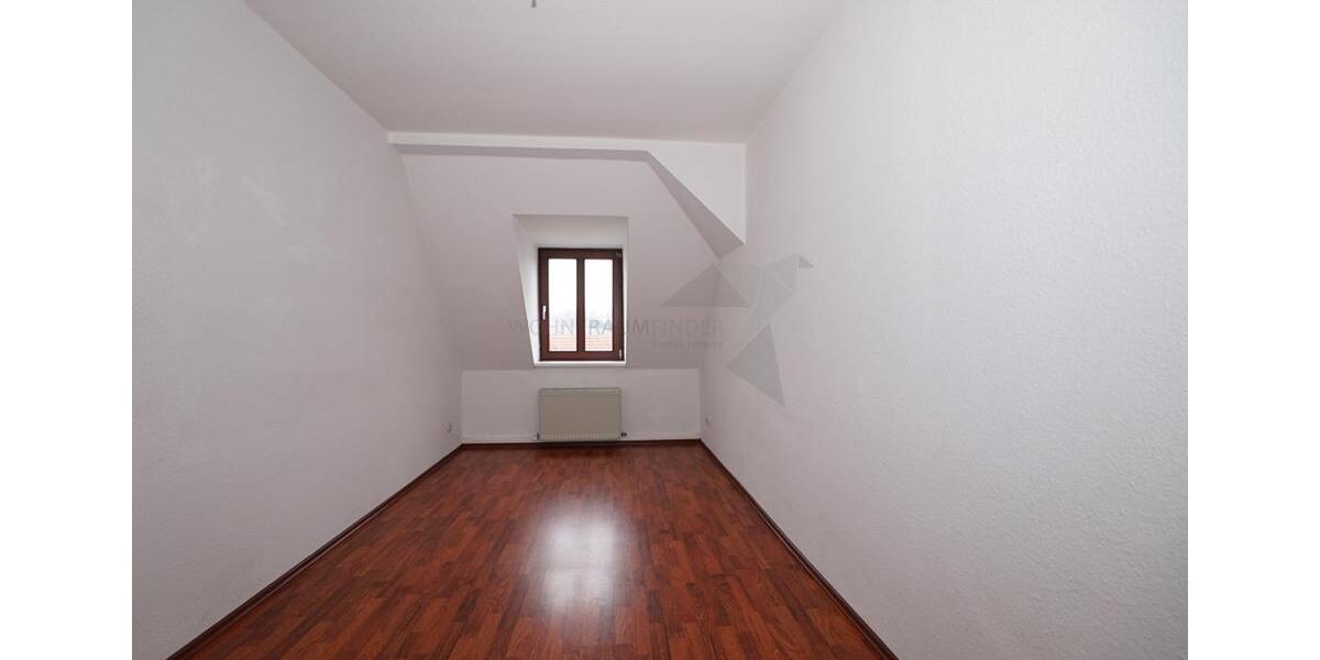 Etagenwohnung Zwickau - 4 Zimmer, 95 m&sup2;, 525&euro; | Angebot:26381226
