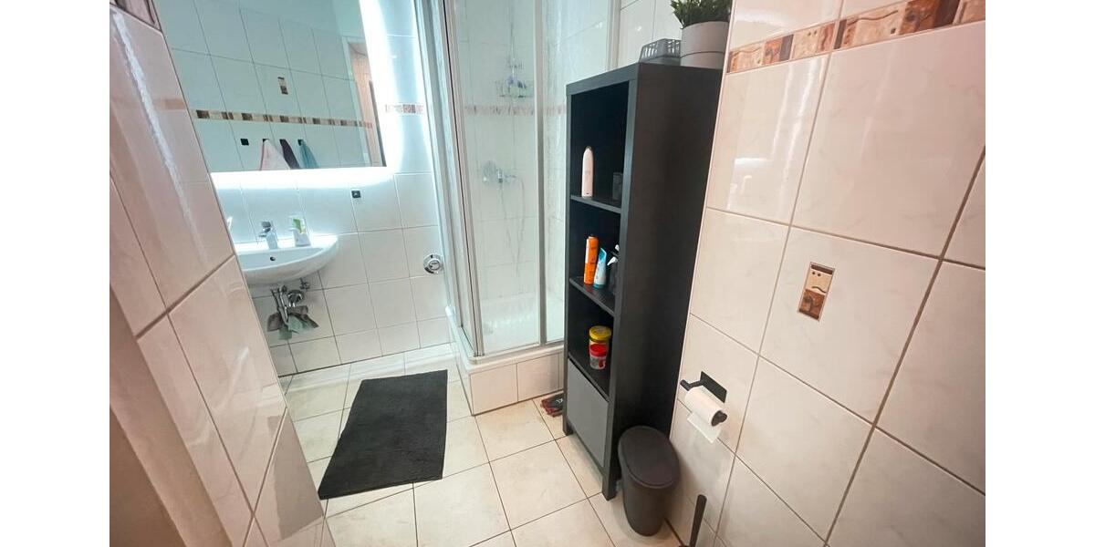 Etagenwohnung Zwickau Zwickau-Nord - 4 Zimmer, 140 m&sup2;, 760&euro; | Angebot:26620092