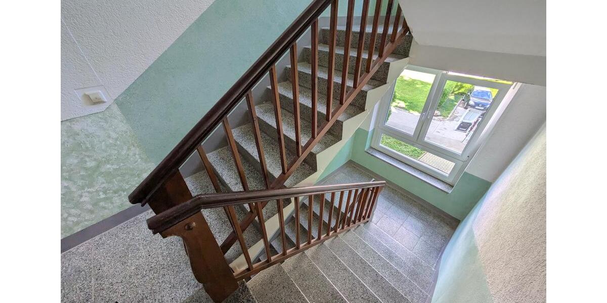 Etagenwohnung Limbach-Oberfrohna Oberfrohna - 2 Zimmer, 46 m&sup2;, 327&euro; | Angebot:25945640