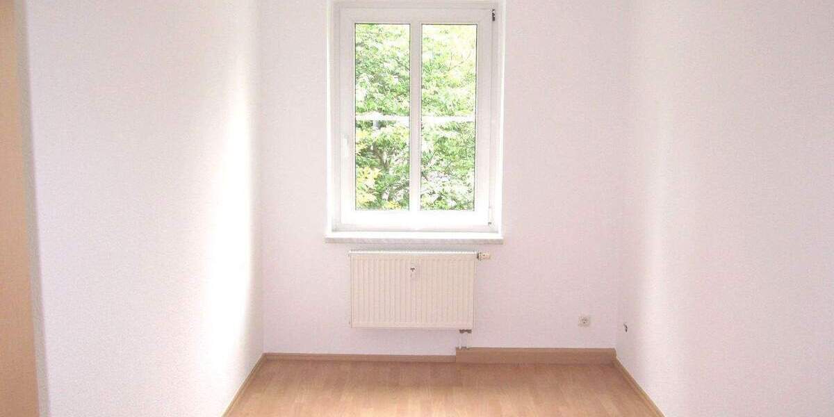 Etagenwohnung Zwickau Pölbitz - 3 Zimmer, 71 m&sup2;, 460&euro; | Angebot:25836124