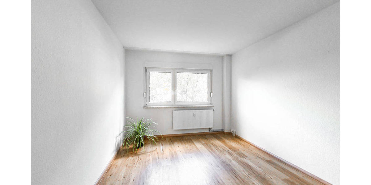 Etagenwohnung Zwickau Eckersbach - 3 Zimmer, 71 m&sup2;, 441&euro; | Angebot:25680128