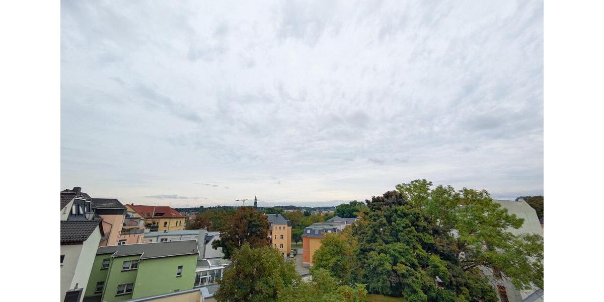 Etagenwohnung Zwickau - 8 Zimmer, 222 m&sup2;, 1.350&euro; | Angebot:25945632