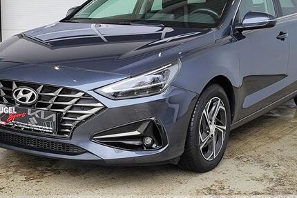 Hyundai i30 60.500 km 17.469 &euro; Oberlungwitz 09353