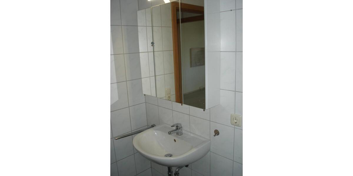 Erdgeschoßwohnung Reichenbach im Vogtland - 2 Zimmer, 47 m&sup2;, 253&euro; | Angebot:24781609