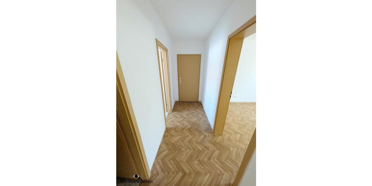 Etagenwohnung Limbach-Oberfrohna Oberfrohna - 2 Zimmer, 56 m&sup2;, 356&euro; | Angebot:25945710