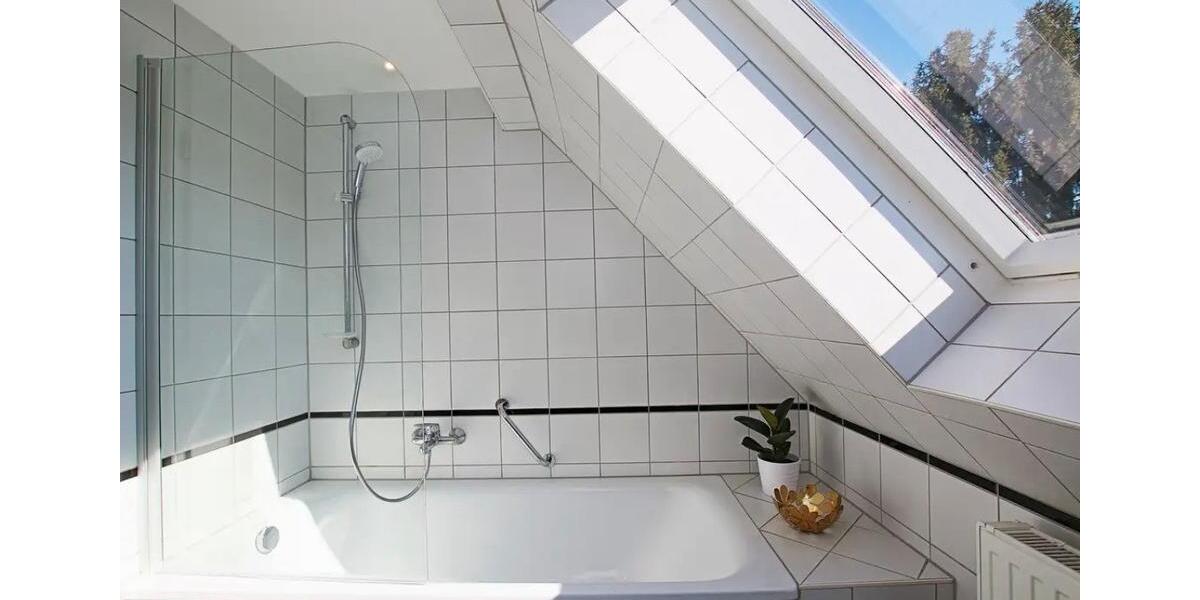 Dachgeschoßwohnung Zwickau Zwickau-Nord - 2 Zimmer, 46 m&sup2;, 390&euro; | Angebot:26305391