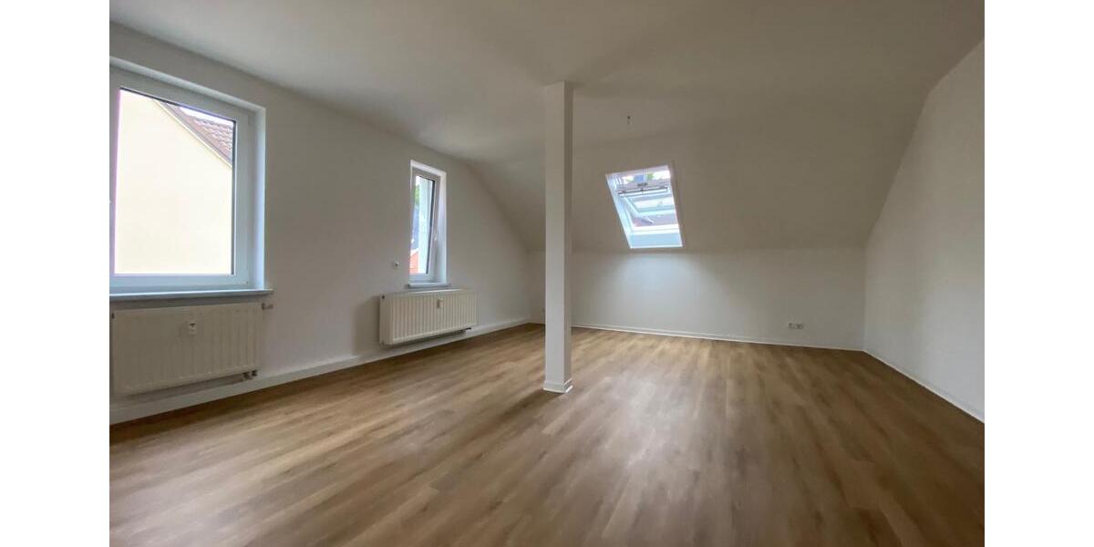 Dachgeschoßwohnung Schönheide - 2 Zimmer, 53 m&sup2;, 424&euro; | Angebot:25381771
