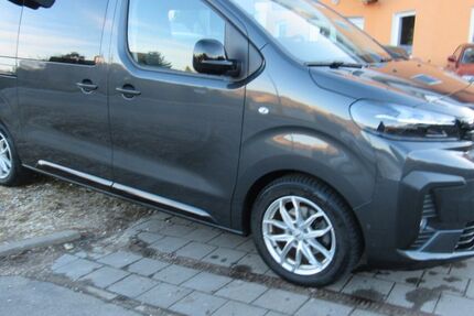 Peugeot Traveller 17.000 km 38.900 &euro; Schwarzenberg 08340