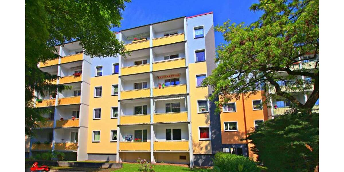Etagenwohnung Zwickau Neuplanitz - 2 Zimmer, 58 m&sup2;, 371&euro; | Angebot:27113738