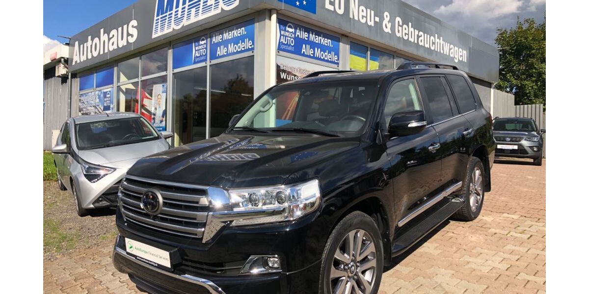 Toyota Land Cruiser 49.155 km 97.300 &euro; Zwickau 08056