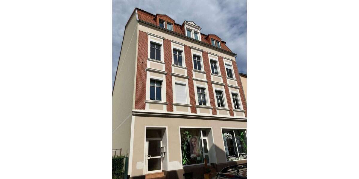 Einfamilienhaus Meerane - 1 Zimmer, 364 m&sup2;, 240.000&euro; | Angebot:18122447