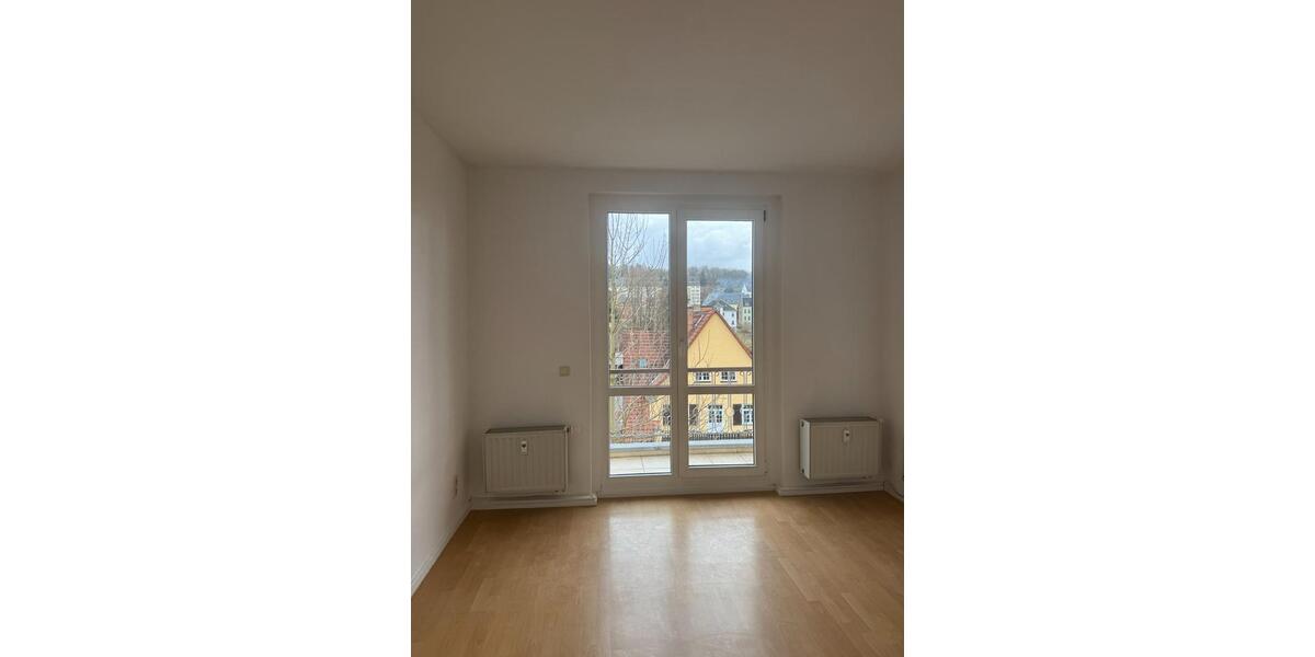 Etagenwohnung Lengenfeld - 3 Zimmer, 59 m&sup2;, 340&euro; | Angebot:25319771