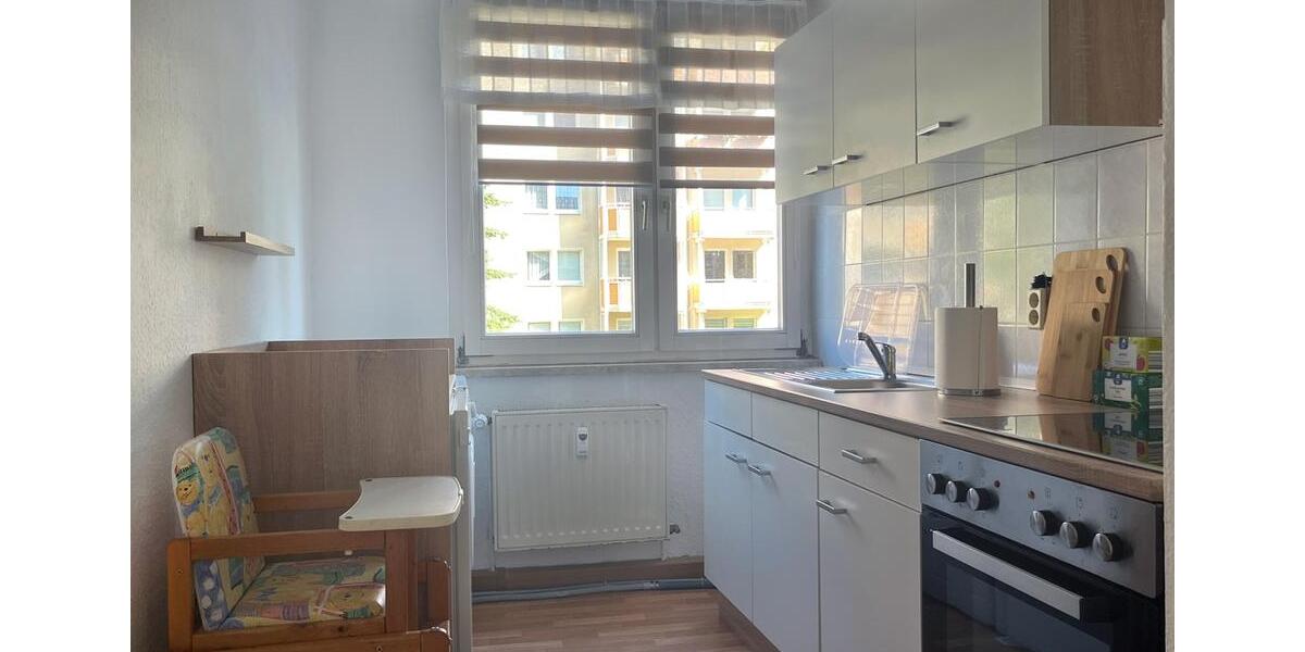 Etagenwohnung Reichenbach im Vogtland - 3 Zimmer, 58 m&sup2;, 350&euro; | Angebot:25271891