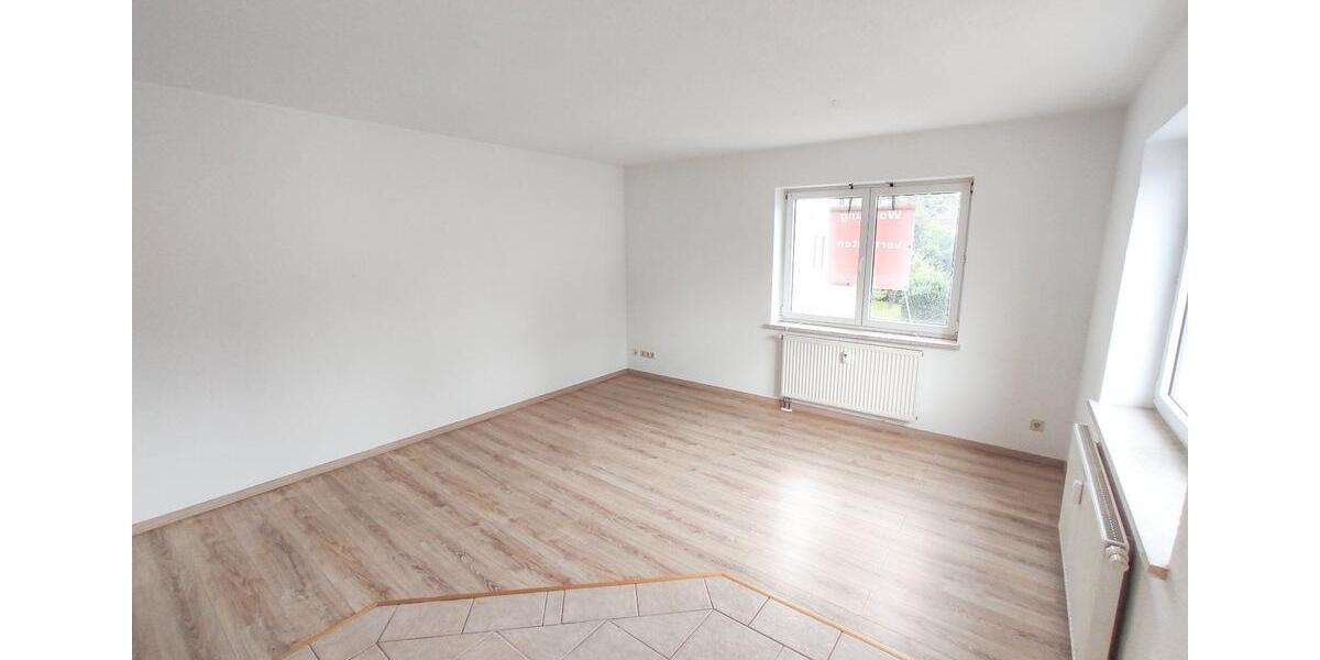 Etagenwohnung Hohenstein-Ernstthal Ernstthal - 2 Zimmer, 52 m&sup2;, 280&euro; | Angebot:25262585