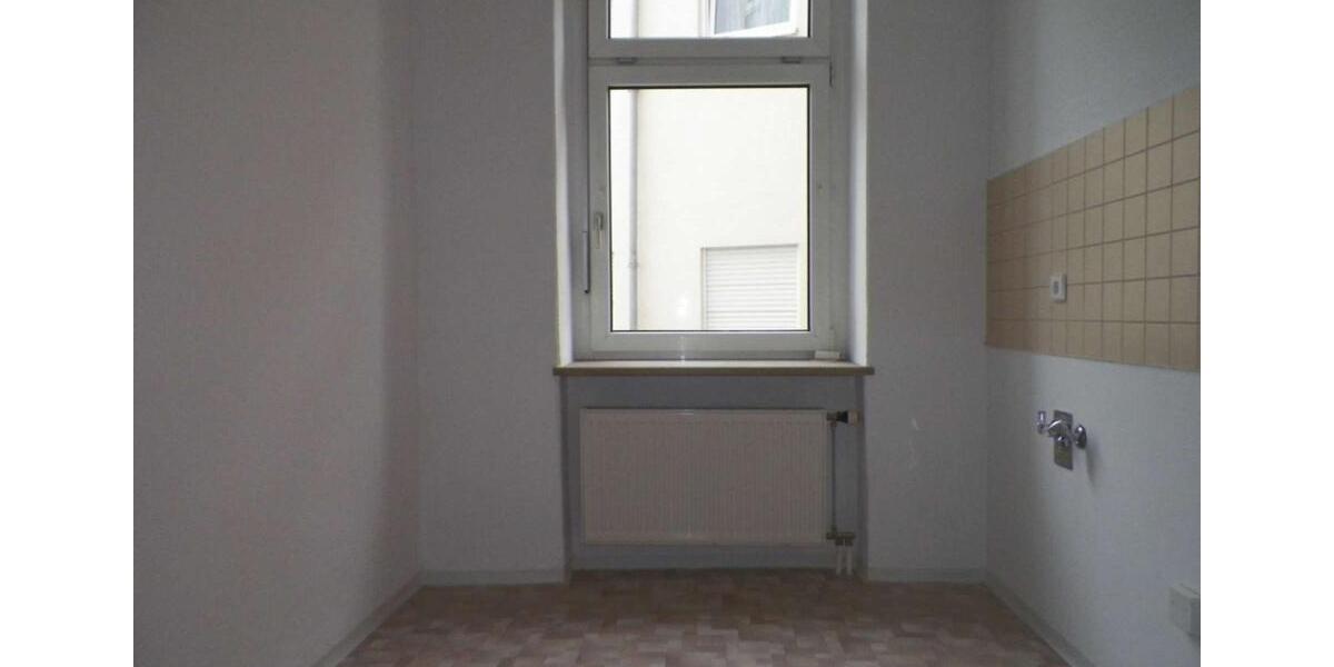 Erdgeschoßwohnung Zwickau - 2 Zimmer, 6 m&sup2;, 320&euro; | Angebot:22739654