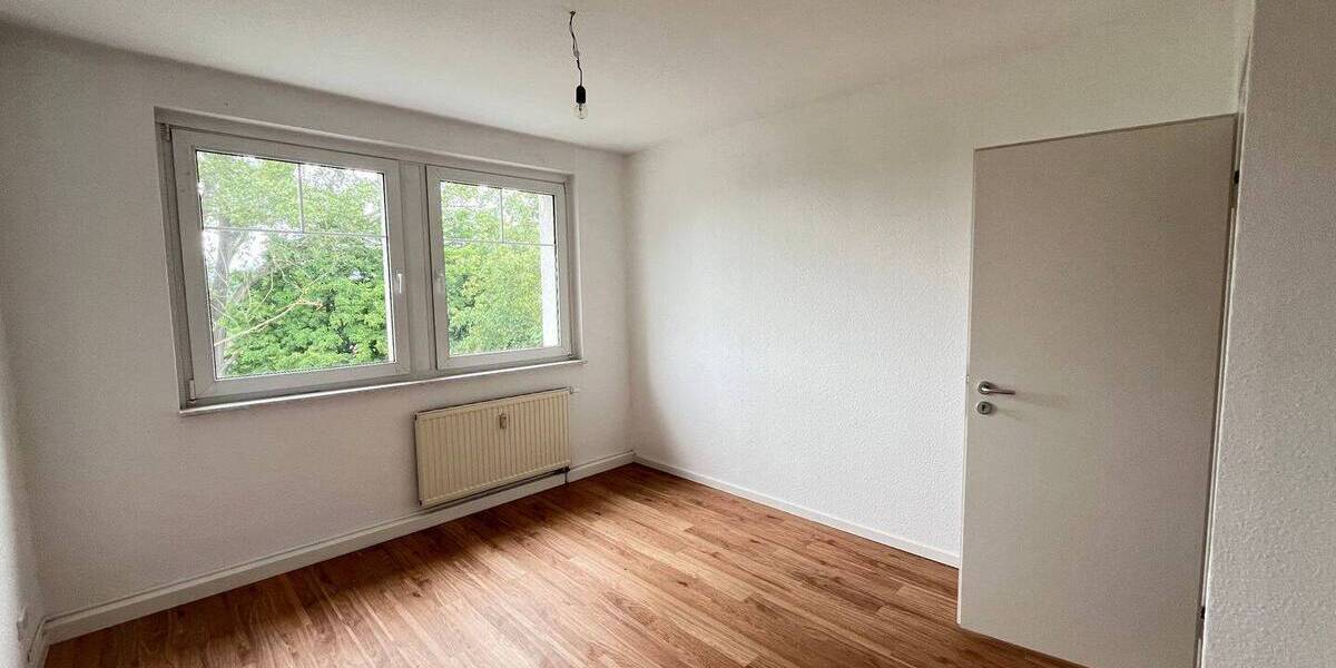 Etagenwohnung Zwickau Eckersbach - 3 Zimmer, 60 m&sup2;, 390&euro; | Angebot:26798543