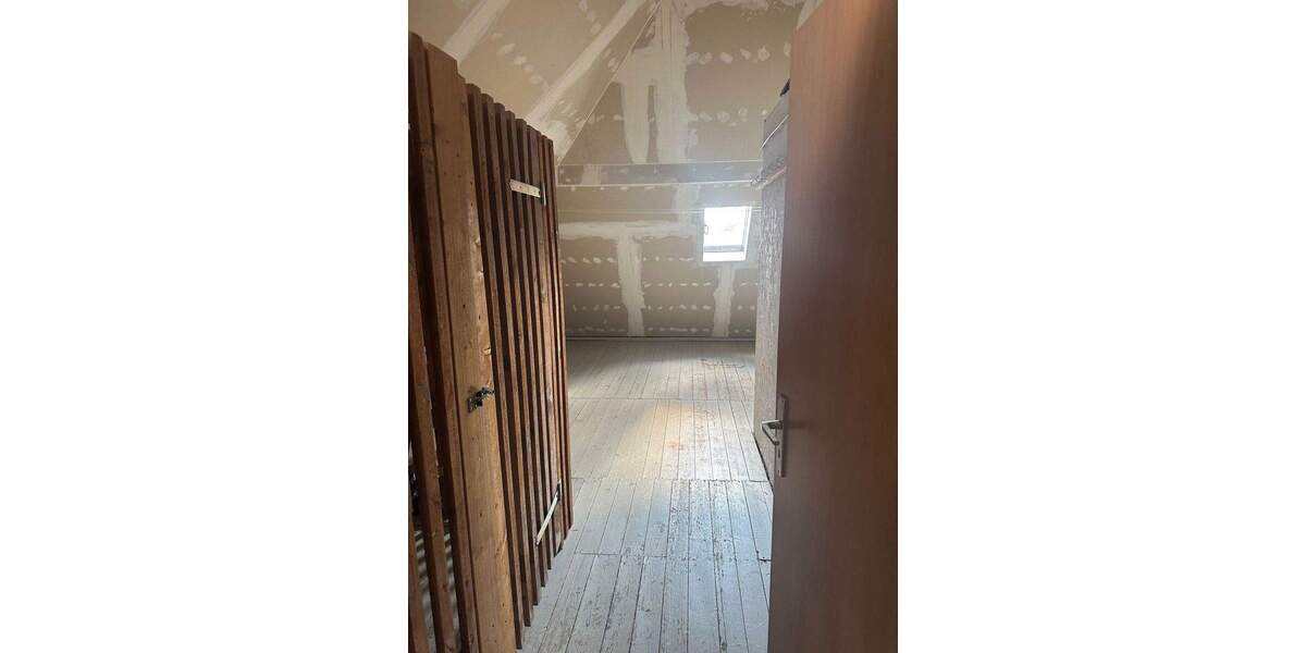 Etagenwohnung Netzschkau - 2 Zimmer, 54 m&sup2;, 272&euro; | Angebot:25898194