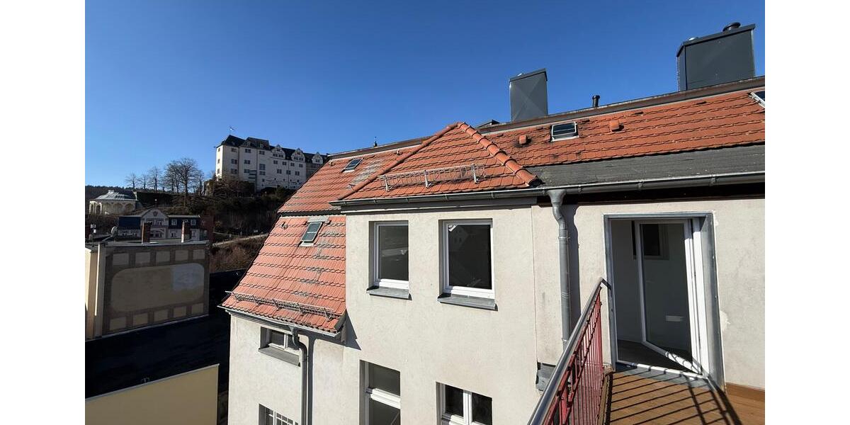 Etagenwohnung Greiz - 4 Zimmer, 104 m&sup2;, 570&euro; | Angebot:25382508