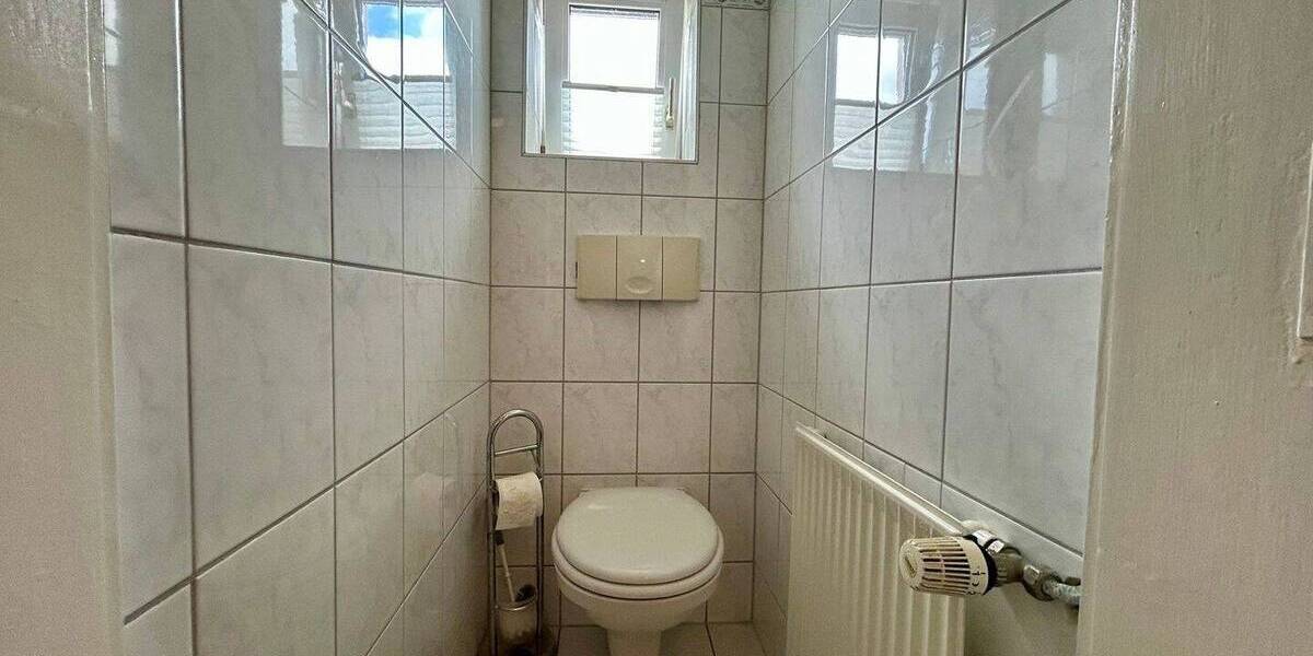 Einfamilienhaus Falkenstein - 7 Zimmer, 95 m&sup2;, 80.000&euro; | Angebot:26741161