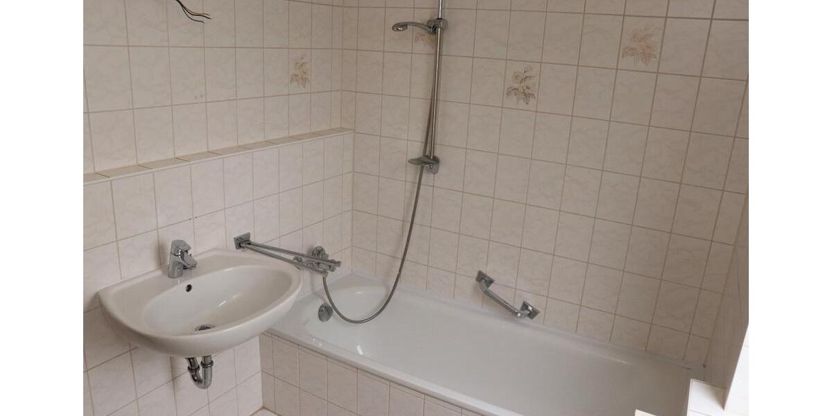 Etagenwohnung Wilkau-Haßlau Haßlau - 3 Zimmer, 69 m&sup2;, 80.000&euro; | Angebot:27045936