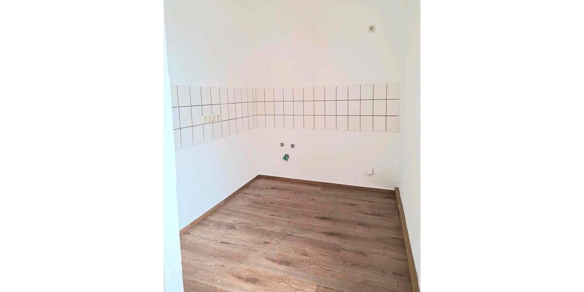 Etagenwohnung Gößnitz - 2 Zimmer, 58 m&sup2;, 450&euro; | Angebot:25382058
