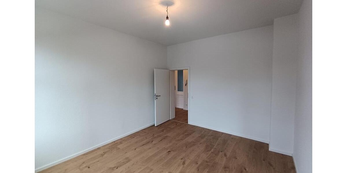 Etagenwohnung Reichenbach im Vogtland - 3 Zimmer, 67 m&sup2;, 400&euro; | Angebot:25217564